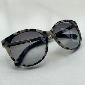 Kate Spade Sunnies in like new condition!!